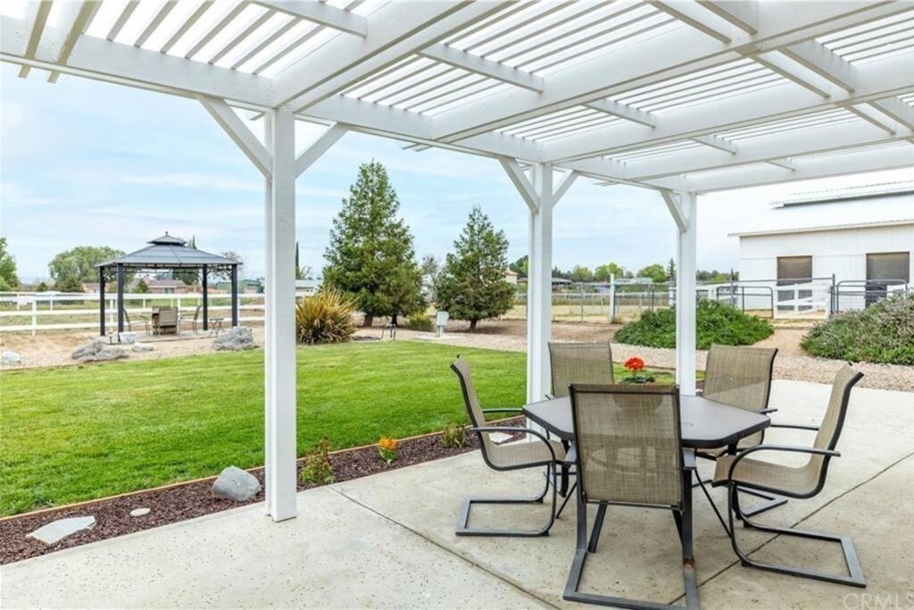 Our Farmhouse, Our Place: Cozy And Cute Homestead! Paso Robles Exterior photo